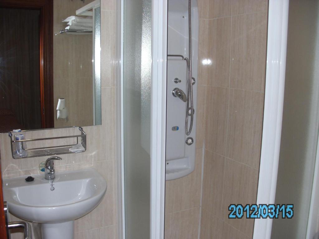 Hotel La Duquesa Pinos Genil Quarto foto